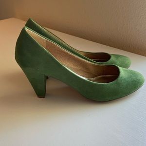 Zara Green Suede Heels